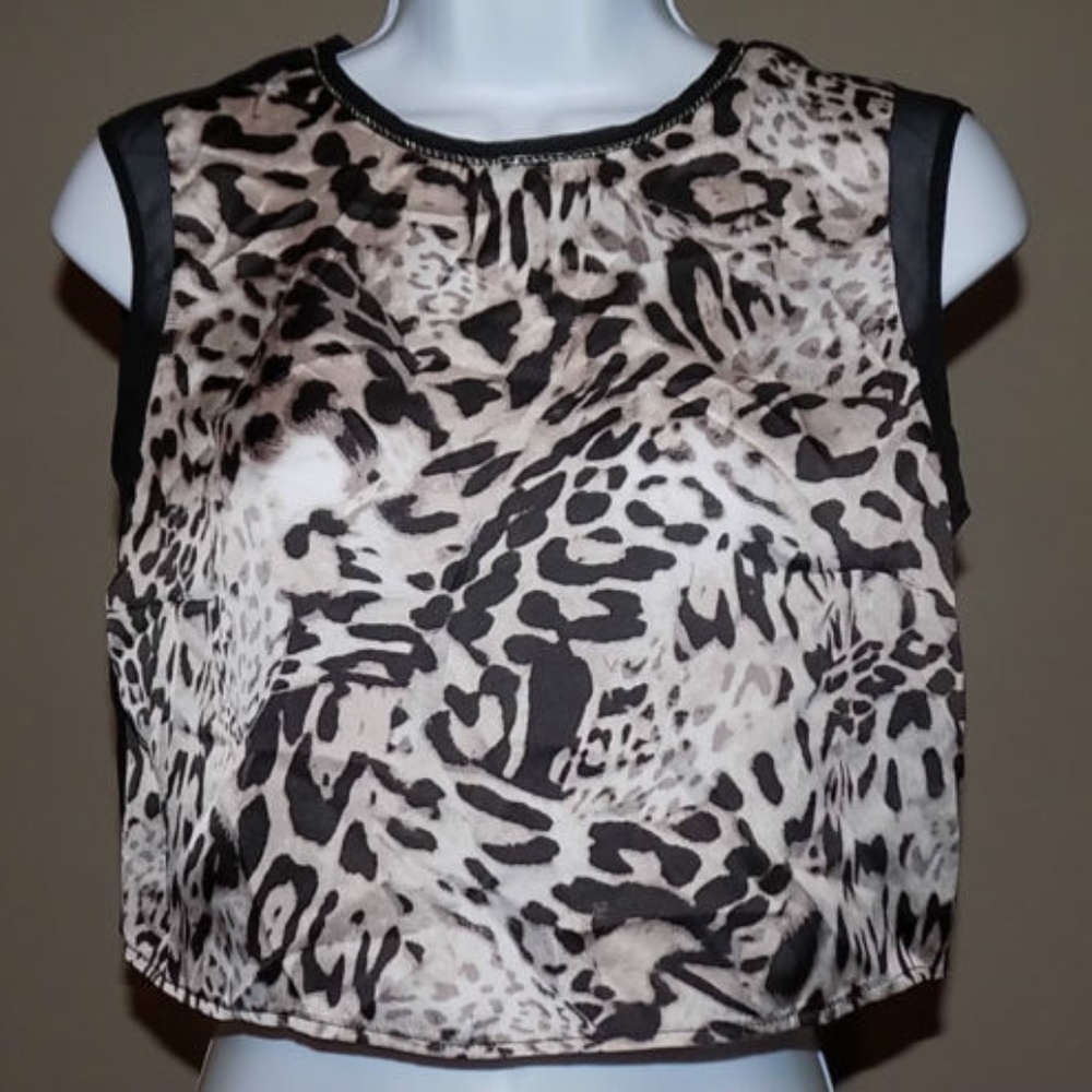 Jennifer Lopez Cheetah Crop Top